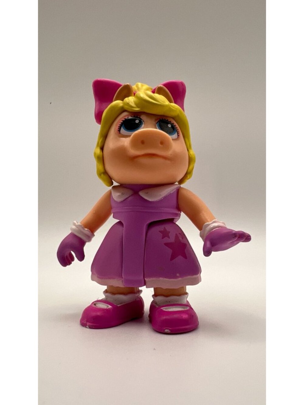 Miss Piggy Disney Mini Figure In Pink Dress & Bow Vintage Collectible Toy 3" Tal